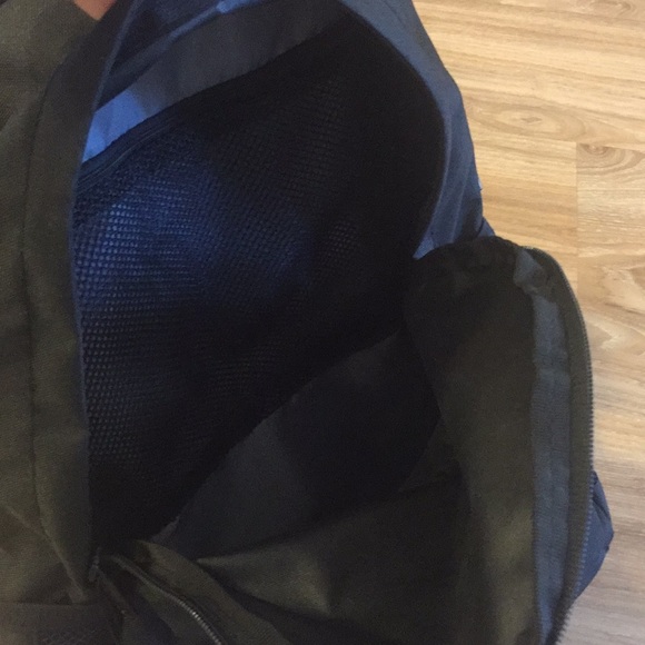 Adidas Backpack - Picture 5 of 8